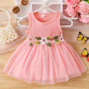 Baby girl fashionable and sweet sleeveless waist flower patchwork mesh dress suitable for parties and outdoor occasions in sprin